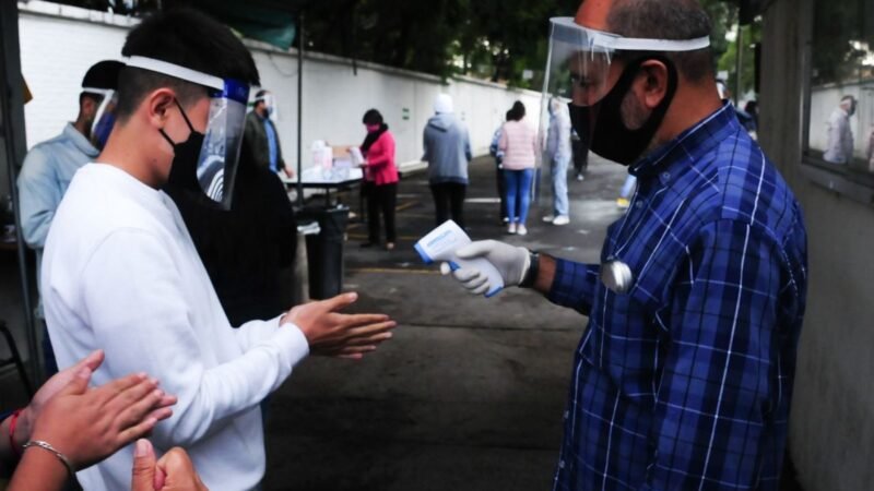 MÉXICO LLEGA A LAS 70 MIL 604 MUERTES POR CORONAVIRUS