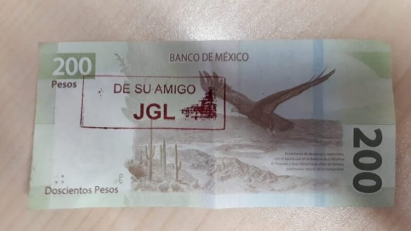 “CHAPO BILLETES” DE 200 PESOS CIRCULAN Y SON “VÁLIDOS” EN CULIACÁN