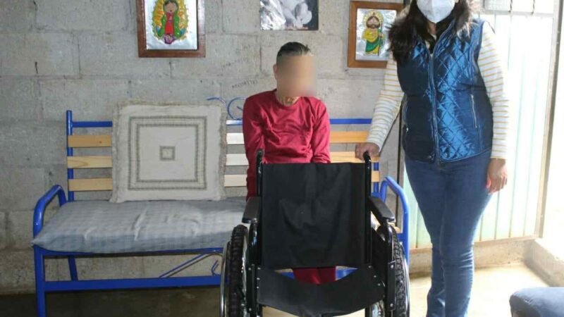 ENTREGAN APARATOS FUNCIONALES EN HUATUSCO