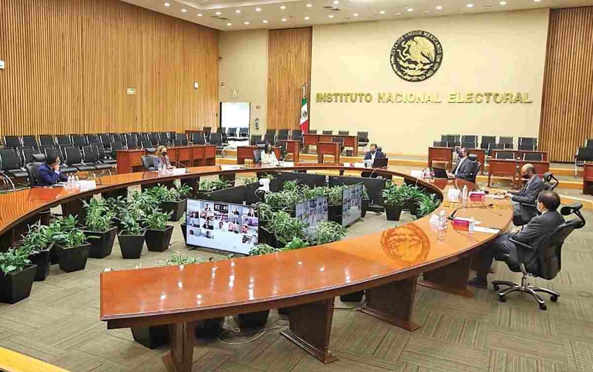 CONSULTA PARA ENJUICIAR A EXPRESIDENTES SERÍA EL PRIMER DOMINGO DE AGOSTO DE 2021: CONSEJERO DEL INE