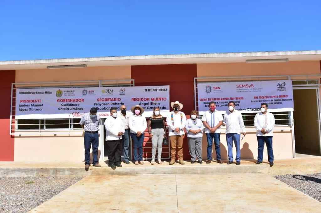 ENTREGAN NUEVAS INSTALACIONES PARA TELEBACHILLERATO DE CÓRDOBA