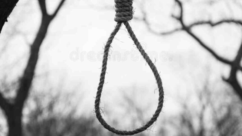 SE SUICIDA MUJER EN MALTRATA