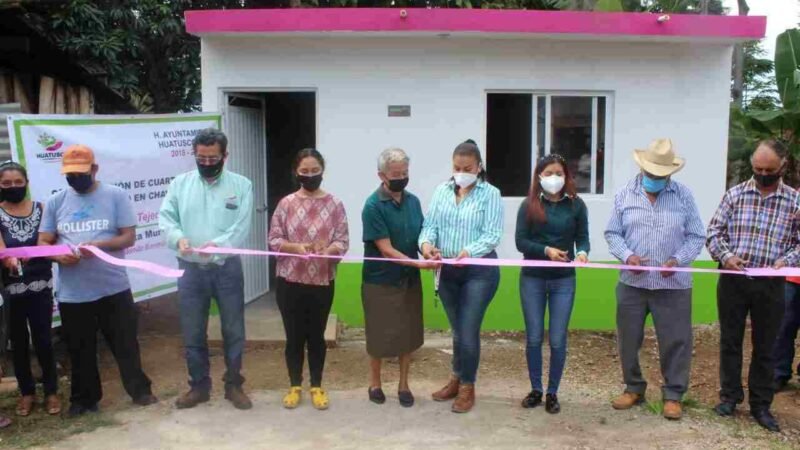 ENTREGAN CUARTOS-DORMITORIOS EN HUATUSCO