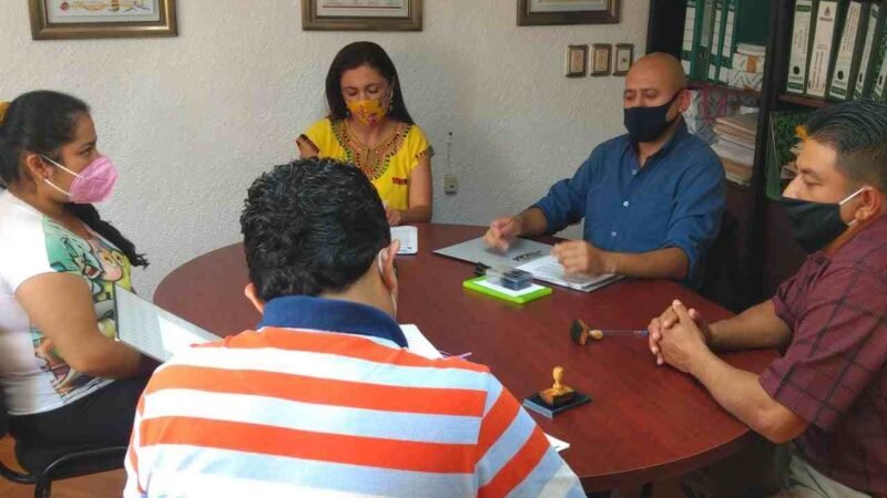 APRUEBAN CONTRATOS DE OBRA EN IXHUATLÁN