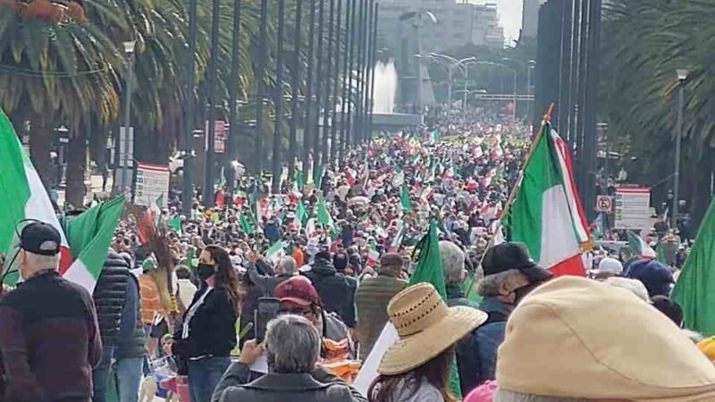 MARCHA EL FRENA CONTRA AMLO