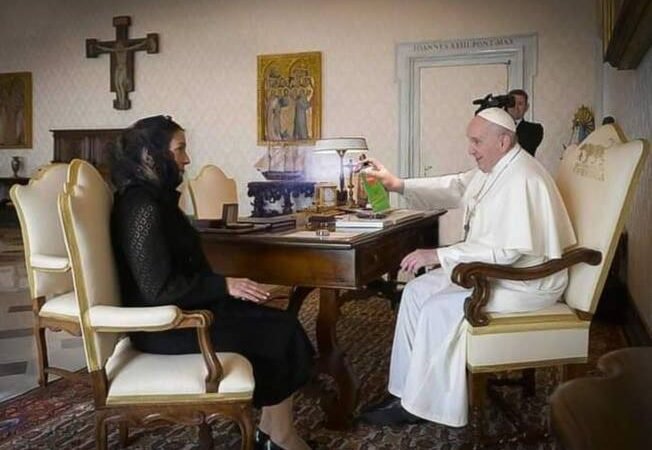 INSISTE AMLO EN QUE ESPAÑA Y VATICANO PIDAN DISCULPAS A PUEBLOS INDÍGENAS