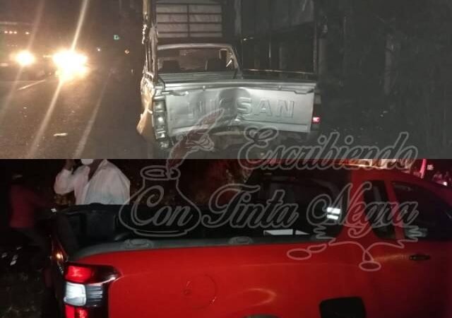 CHOCAN POR ALCANCE EN ENTRONQUE A IXHUATLÁN