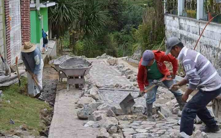 AVANZA PAVIMENTACIÓN EN IXTAQUILITLA
