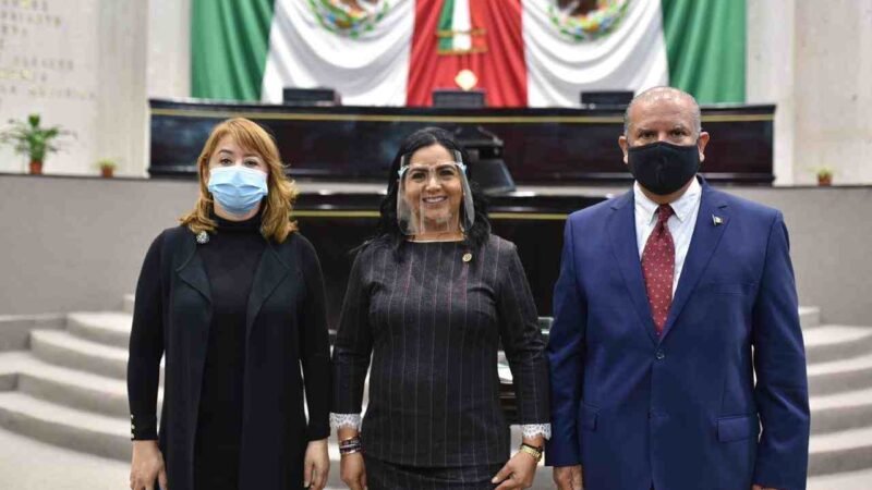 DESIGNAN A ADRIANA LINARES CAPITANACHI COMO PRESIDENTA DEL CONGRESO DE VERACRUZ