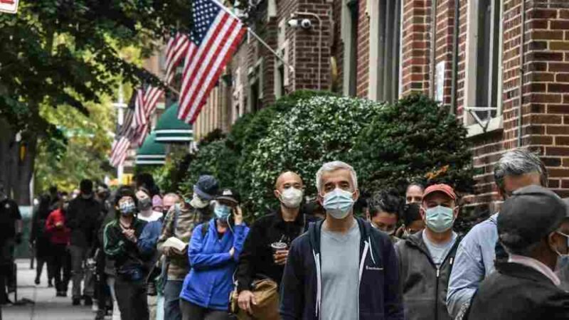 EU REGISTRA RÉCORD DE CASOS NUEVOS DE COVID; 100 MIL EN 24 HORAS