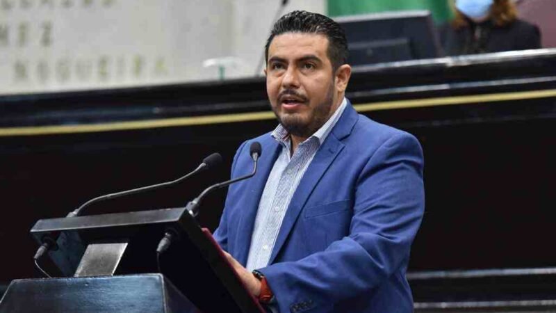 PROPONEN SUBSIDIO PARA ADULTOS MAYORES EN TRÁMITE DE LICENCIAS