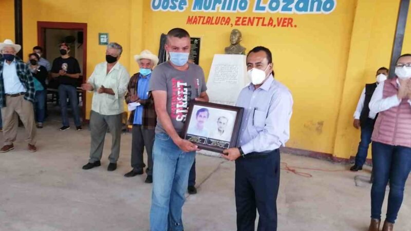 DEVELAN PLACA EN HONOR A FUNDADORES DE EJIDO MATLALUCA