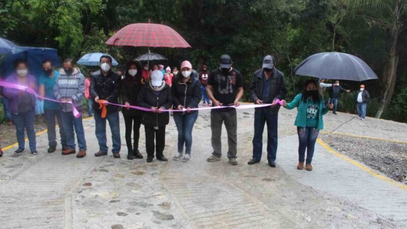 INAUGURAN RAMPAS DE ACCESO EN TLAVICTEPAN