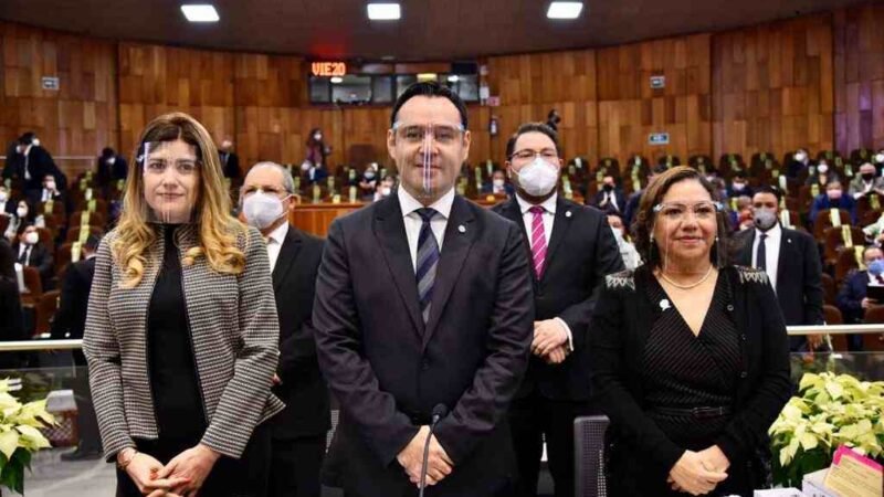 COMPARECE EL SECRETARIO DE FINANZAS ANTE LA COMISIÓN PERMANENTE DE HACIENDA DEL ESTADO