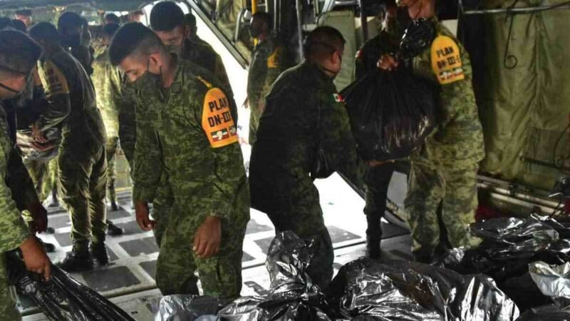 SEDENA LLEVA 205 TONELADAS DE VÍVERES A TABASCO