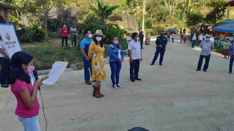 INAUGURAN REHABILITACIÓN DE CALLES EN POTRERILLO