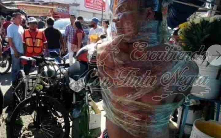 SOMETEN Y PROPINAN GOLPIZA A LADRÓN