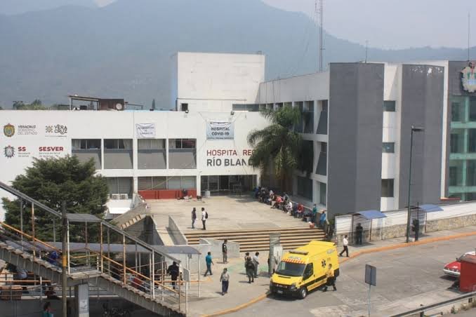 BALEAN A COMERCIANTE EN ASALTO