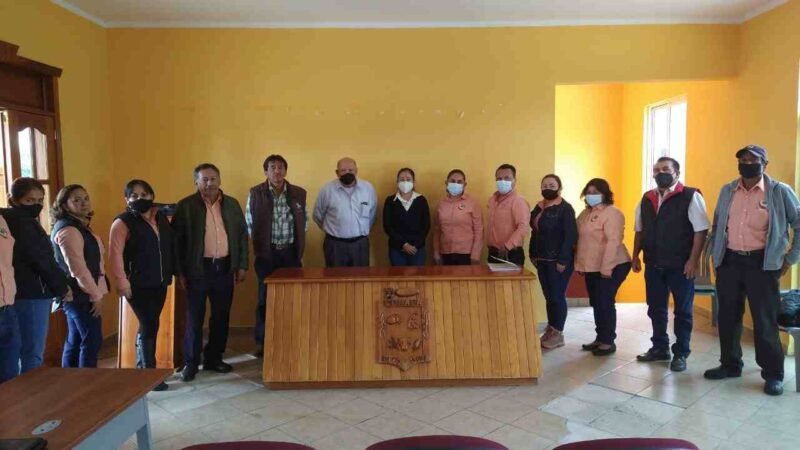 CUMPLE AYUNTAMIENTO DE COMAPA CON PAGO DE LAUDOS LABORALES