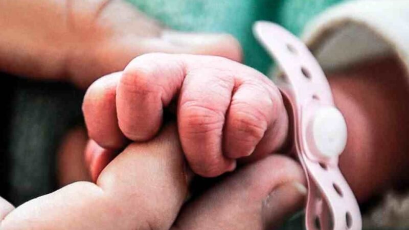 NACE BEBÉ CON ANTICUERPOS CONTRA EL COVID-19 EN SINGAPUR