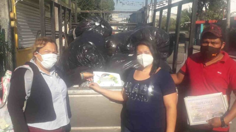 REALIZAN COLECTA PARA FAMILIAS DE ESCASOS RECURSOS