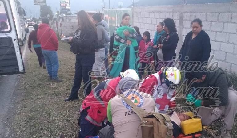 AUTOBÚS ATROPELLA A COMERCIANTE