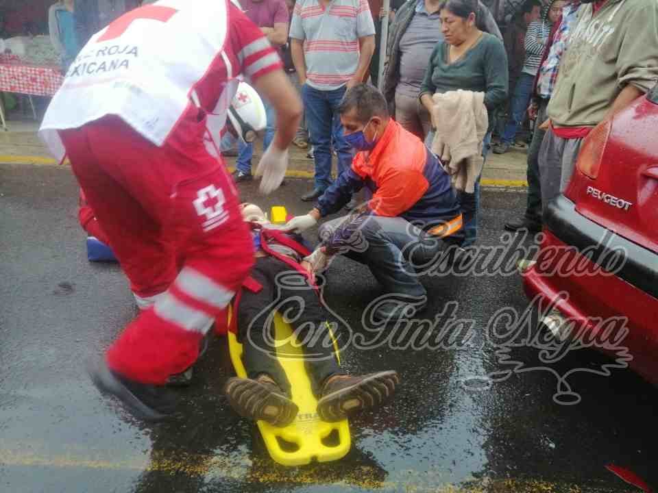 IMPACTA AUTO A MOTOCICLISTA