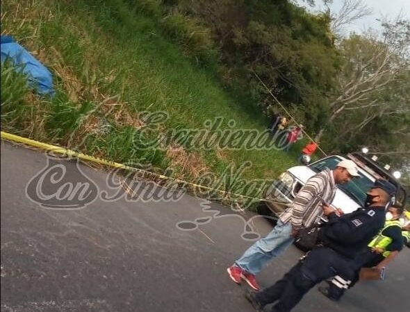 MUERE OBRERO AL CAER DE CAMIONETA