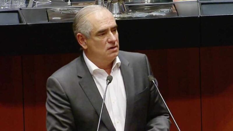 EXIGEN DESTITUCIÓN DE DIRECTOR DE CFE POR APAGÓN