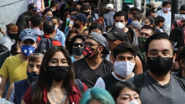 MÉXICO SUMA 113 MIL 704 MUERTES POR COVID-19
