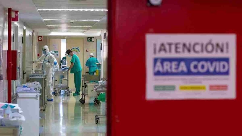 SUMAN 35 ESTUDIANTES DE MEDICINA CON COVID-19