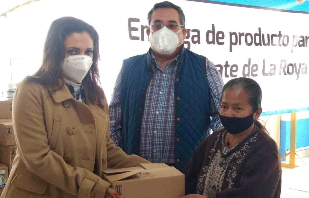 COMBATEN A LA ROYA EN IXHUATLÁN
