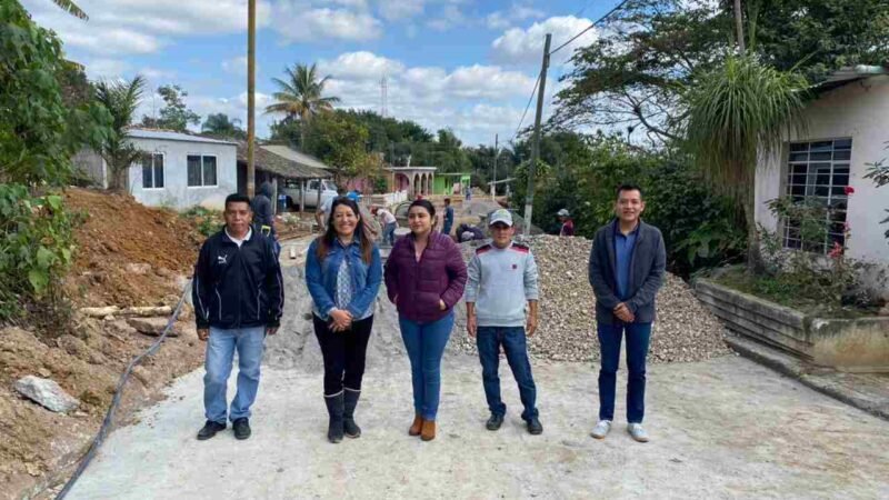 REHABILITAN AVENIDA RUIZ CORTINES DE TENAMPA