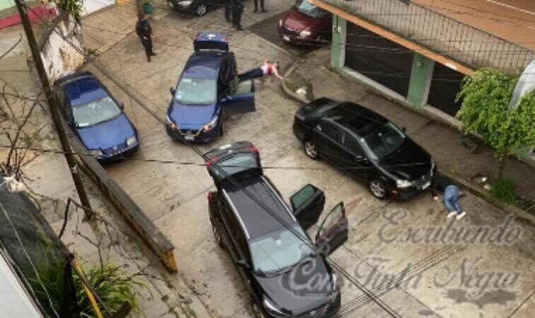 “REVIENTAN” CASA DE SEGURIDAD; ABATEN A 5