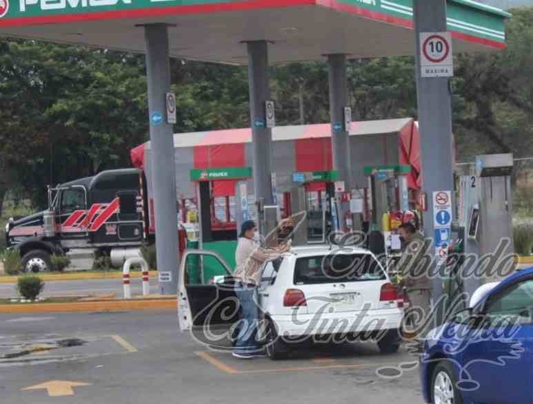 CONTINÚAN ABUSOS DE GASOLINERAS