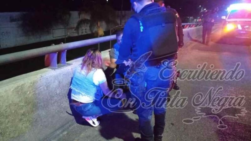 JOVEN INTENTA LANZARSE DEL PASO A DESNIVEL DE CÓRDOBA