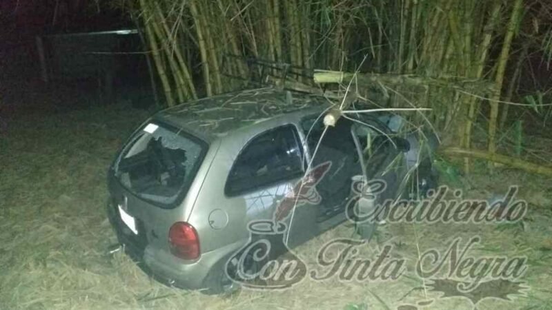 SE SALE CHEVY DE LA CARRETERA