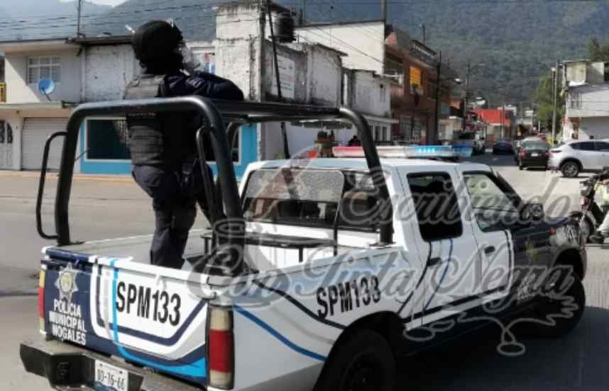 VIOLAN A JOVEN EN BALNEARIO DE NOGALES