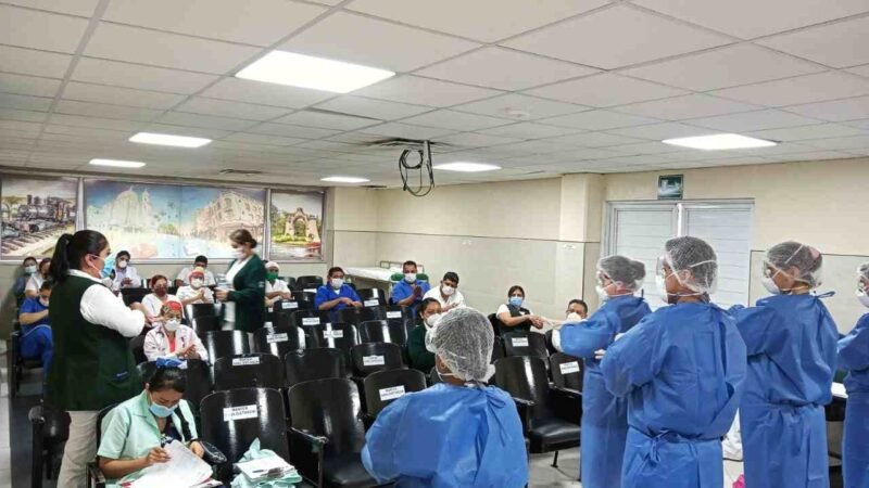 REFUERZA IMSS CAPACITACIÓN DE PERSONAL DE SALUD