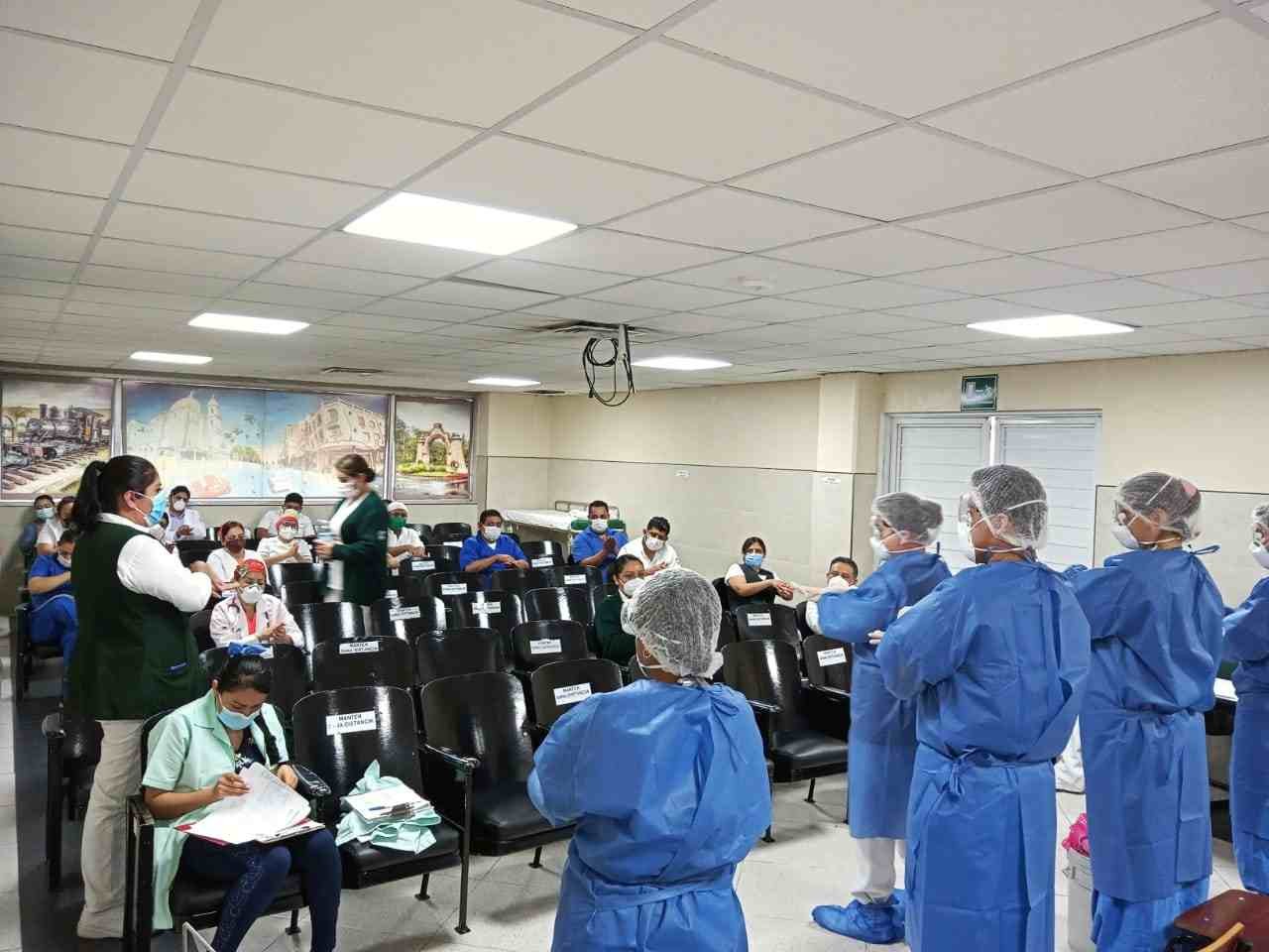 REFUERZA IMSS CAPACITACIÓN DE PERSONAL DE SALUD