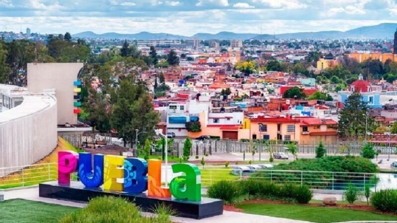 PUEBLA REGRESA A SEMÁFORO ROJO POR COVID-19