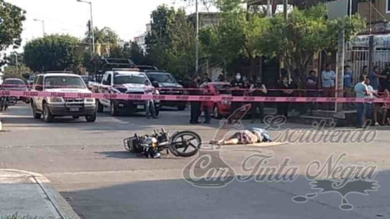 MUERE MUJER AL CHOCAR CONTRA PIPA