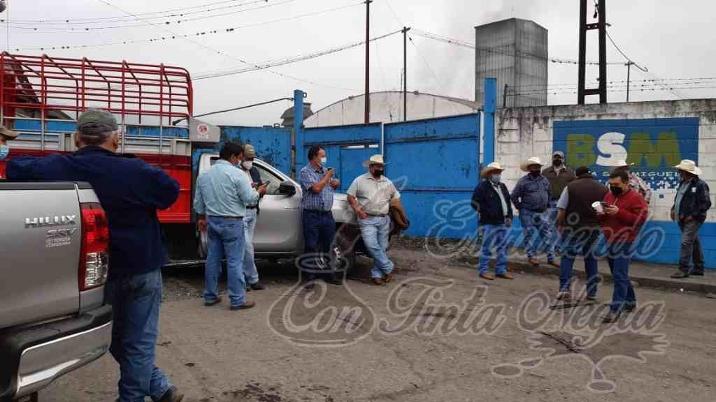 BLOQUEAN BODEGAS DE AZÚCAR EN INGENIOS DE TODO EL PAÍS