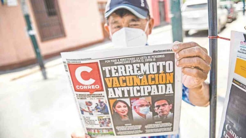 REVELAN QUE CASI 500 FUNCIONARIOS FUERON VACUNADOS EN SECRETO CONTRA COVID-19 EN PERÚ