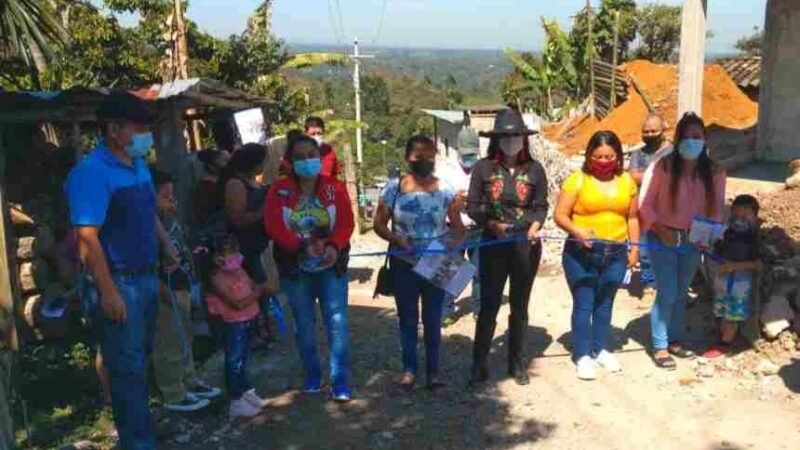 LLEVAN ENERGÍA ELÉCTRICA A POTRERILLO