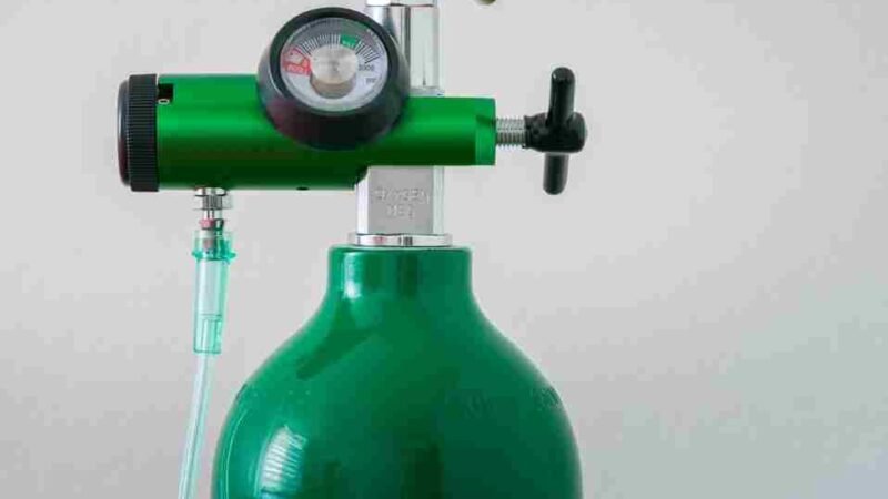 AMLO ELIMINA ARANCELES A IMPORTACIÓN DE VACUNA ANTICOVID Y TANQUES DE OXÍGENO