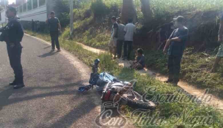 ATROPELLA MOTOCICLISTA A PEATÓN