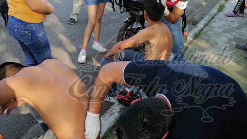 IMPACTA CAMIONETA A MOTOCICLISTAS