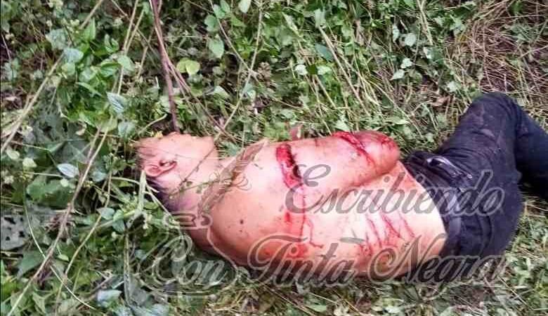 LO MATAN A MACHETAZOS