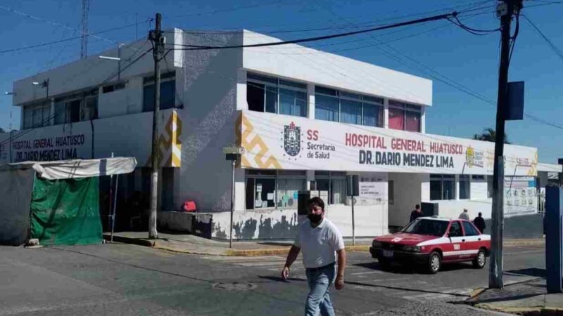 SE QUEDAN ESPERANDO VACUNA CONTRA COVID-19